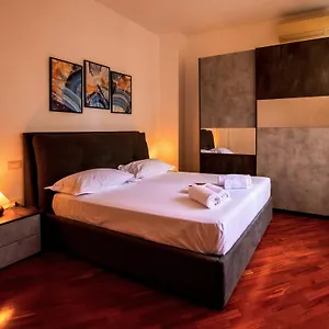 https://la-terrazza-de-medici.it-tuscanyhotel.com